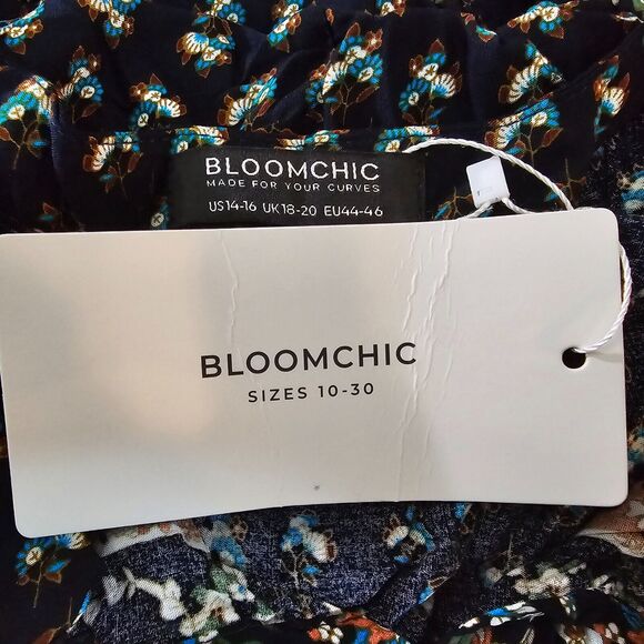 Bloomchic Midi Dress Bandana Tassels Keyhole Neck Indigo Floral Plus Size 1X NWT - Picture 3 of 11